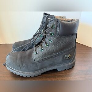 Timberland Dark Leather Lace-Up Boots womens size 8 “Limited”